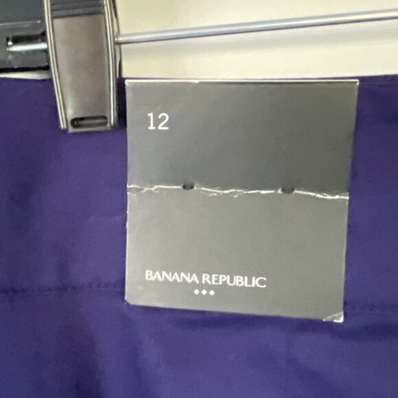 Banana Republic Pencil Skirt (size 12) NWT - Picture 4 of 4